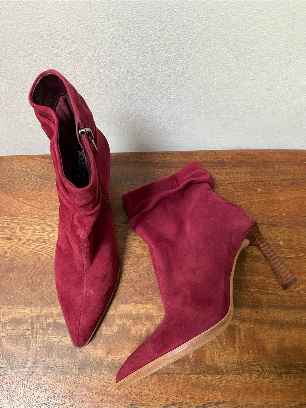 Vince Camuto Presindal Pointy Toe Ankle Boots Burgundy Suede Stiletto Heels